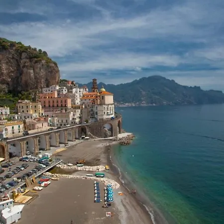 Terrazza Paradiso 아파트 *